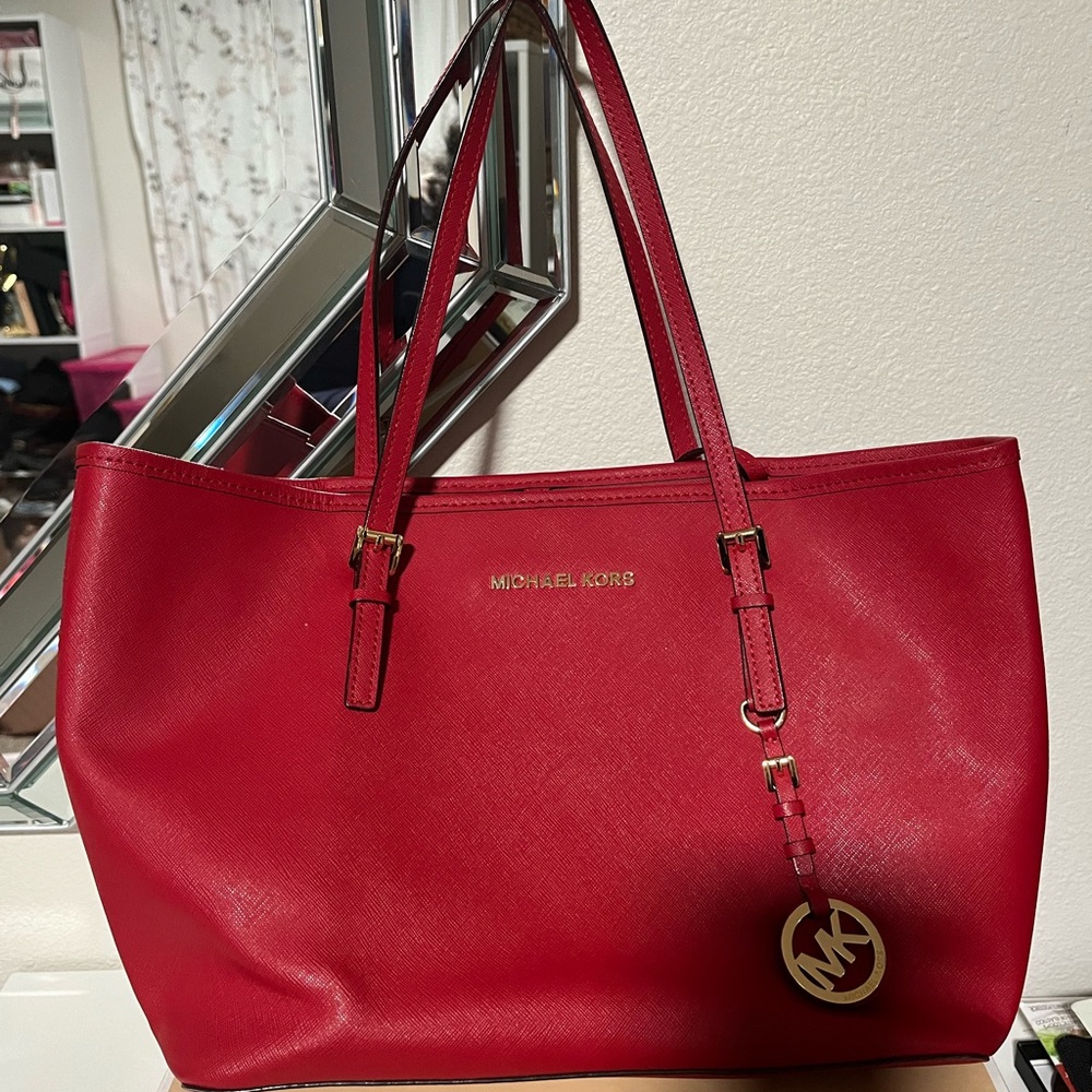 Micha Kors Tote